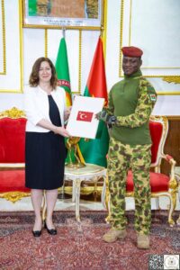 Huit nouveaux ambassadeurs