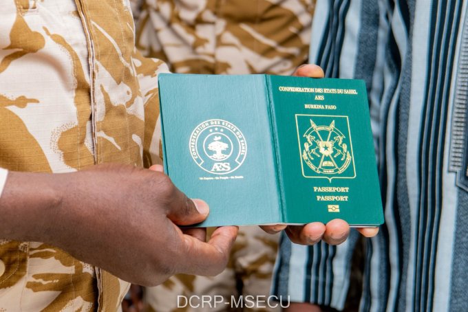 Passeports AES au Burkina :