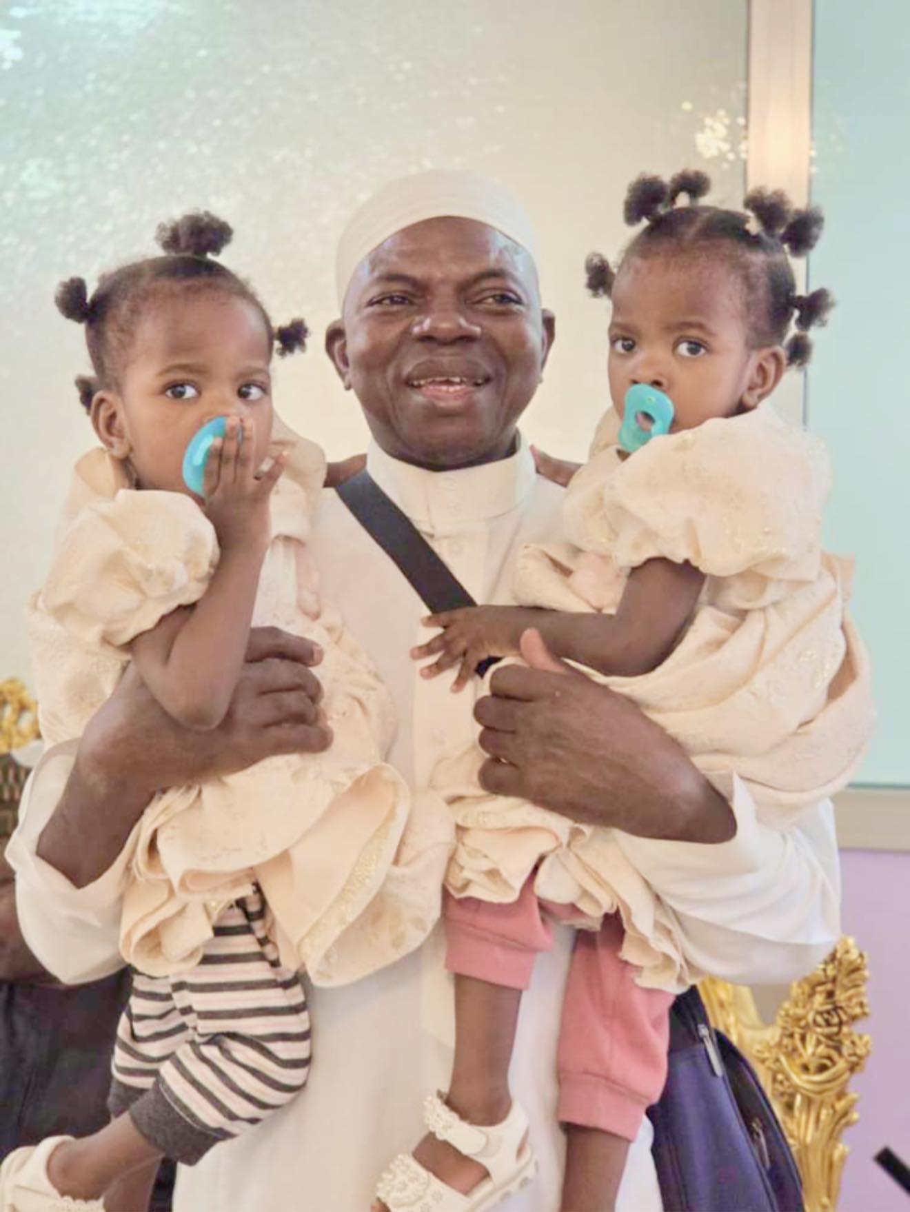 Les jumelles siamoises