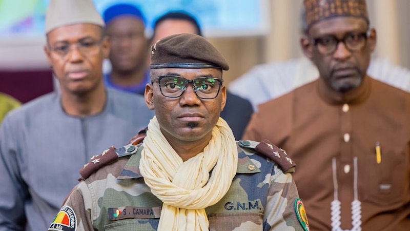 Mali : hommage national au général Sadio Camara après sa mort lors des attaques du 25 avril