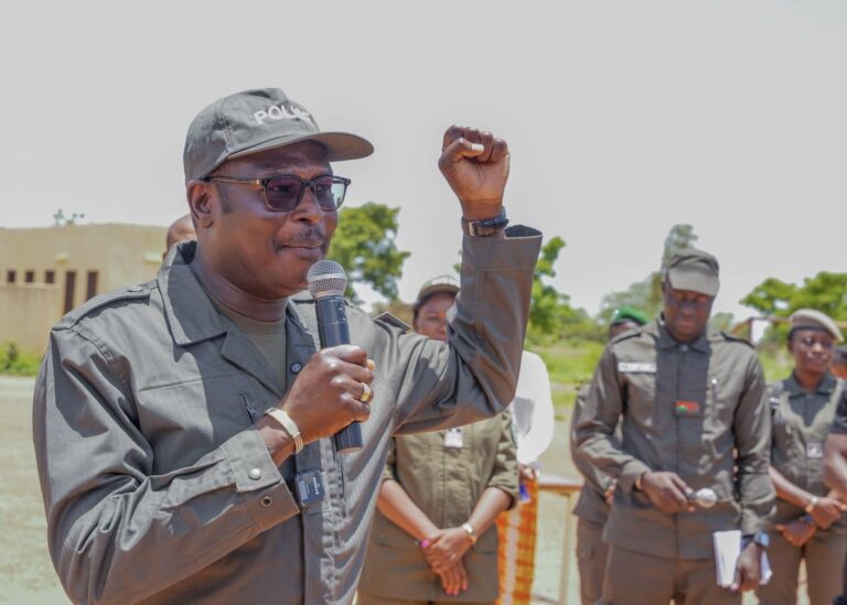 Burkina Faso : 40 journalistes en immersion à l’Académie de Police ont reçu la visites d’une délégation ministérielle