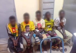 Burkina Faso : cinq adolescents interceptés alors qu’ils se rendaient vers des sites d’orpaillage à l’étranger